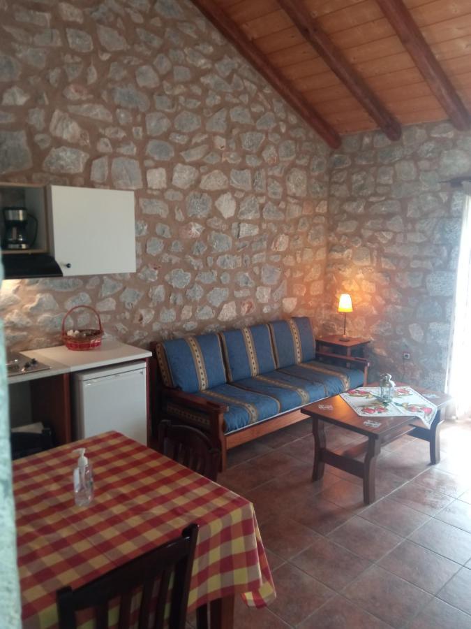 Villas Guest House Vathí Eksteriør bilde