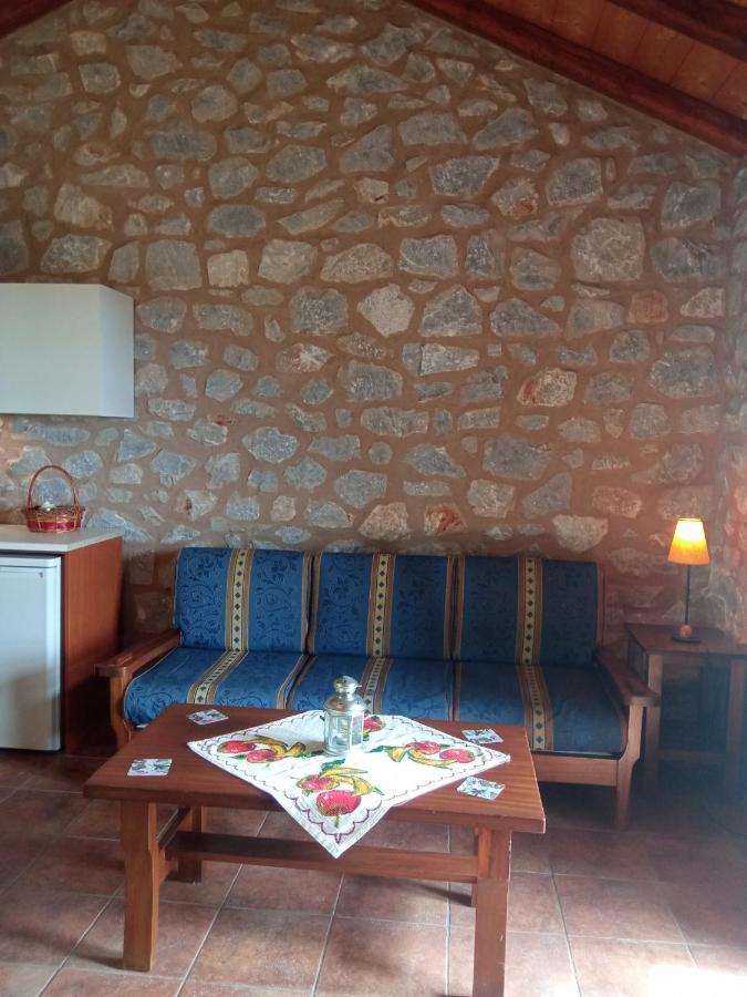Villas Guest House Vathí Eksteriør bilde